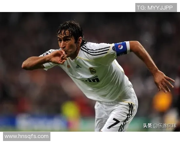 阿根廷足球历史十大传奇球星回顾及其辉煌成就解析